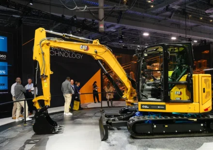 caterpillar cat excavator at ces