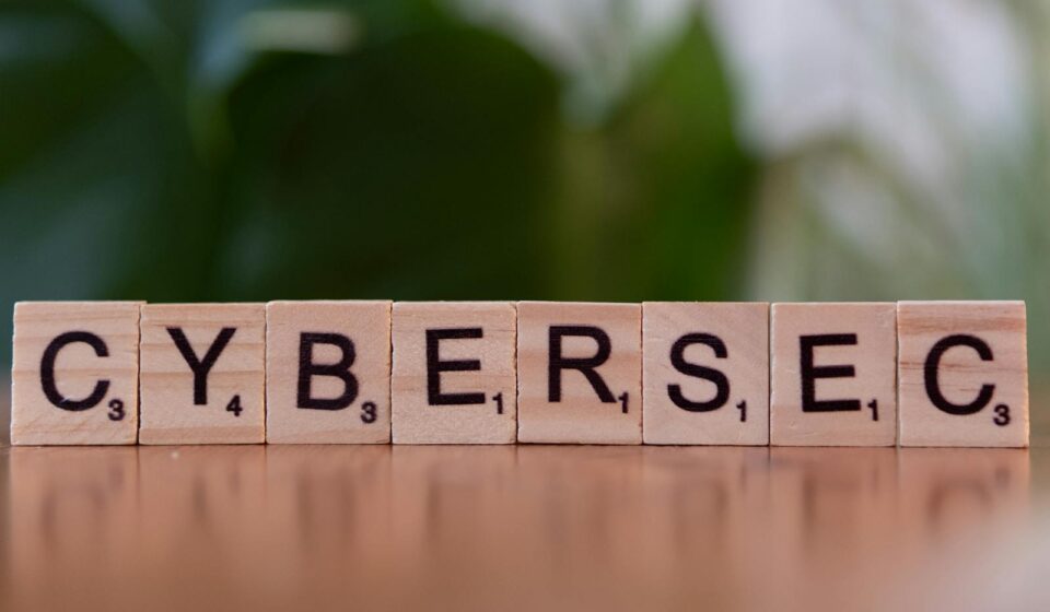 WAF DDoS 방어 서비스 비교 2026 — Cloudflare AWS Azure GCP 구성 개요